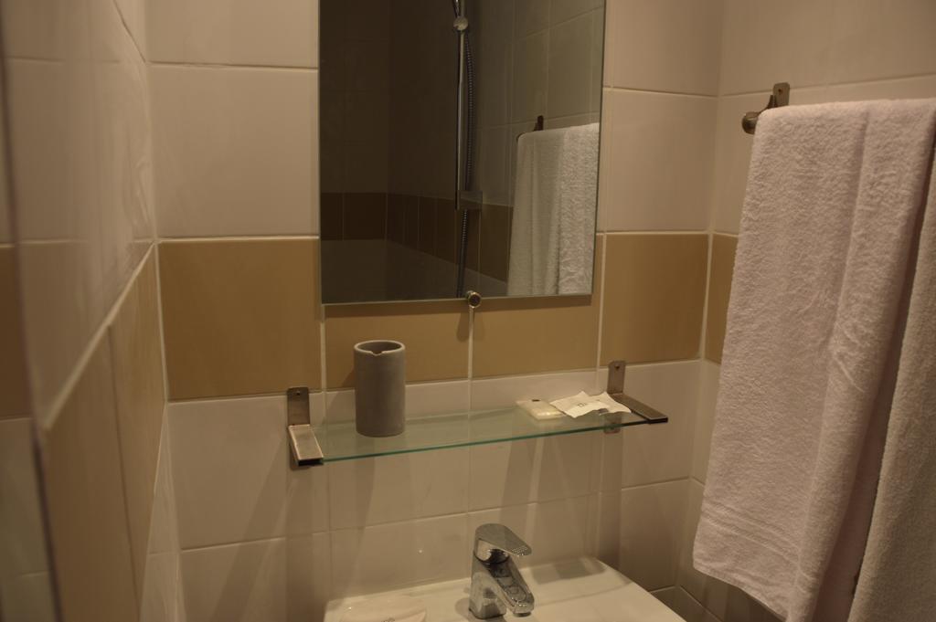 Hotel Saint Georges Parigi Esterno foto